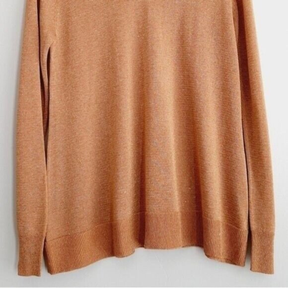 SUZY SHIER / NEW Sparkly Lurex V-neck Fine Knit Sweater Golden Warm Tan Sz L - Picture 4 of 7